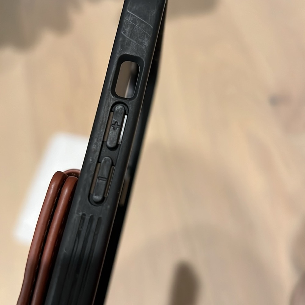 iPhone pro max case - Picture 7 of 7